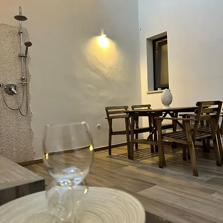 Loft 22 *
